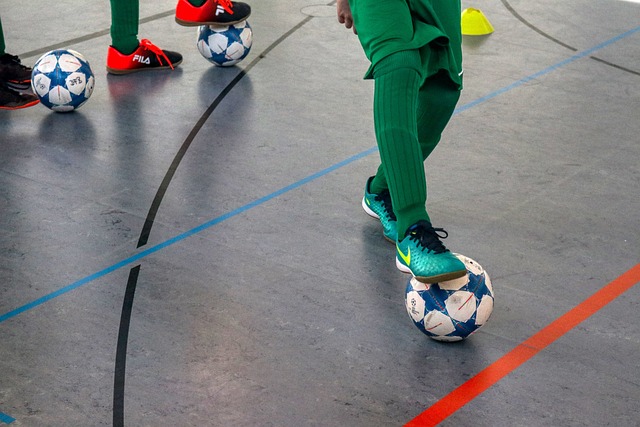 新鹏城vs成都：三外援PK四外援，韦世豪、杨明洋出战