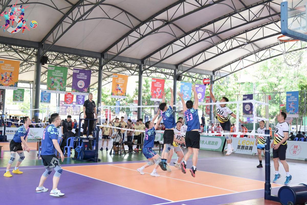 德转：王上源与河南队续约一年，新合同至2026年底