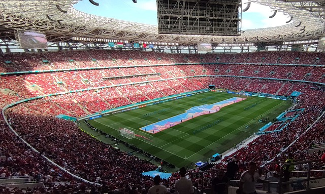 表现同样不 表现同样不